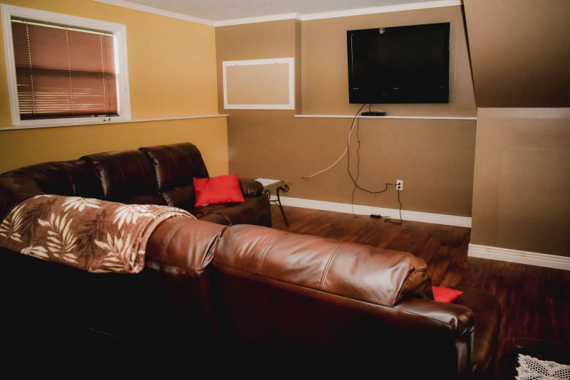 Blazing Horizon - Fallon Cottage Living Area