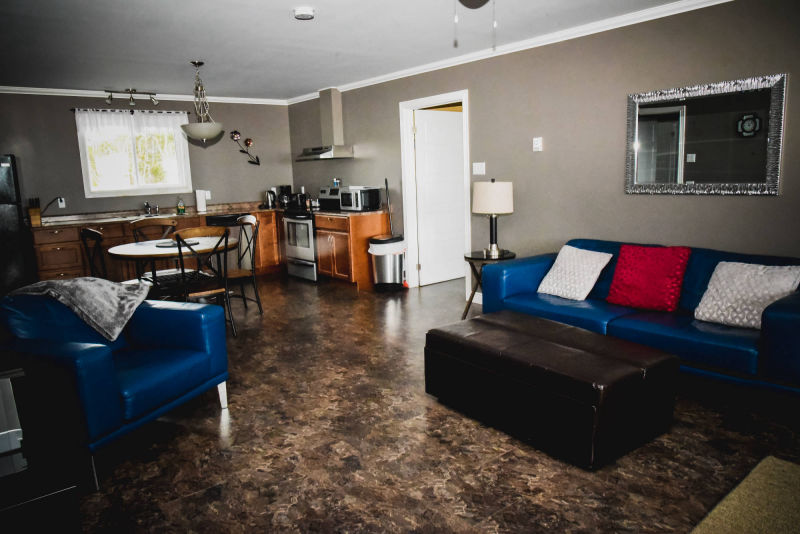 Blazing Horizon - Amelia Cottage Living Area